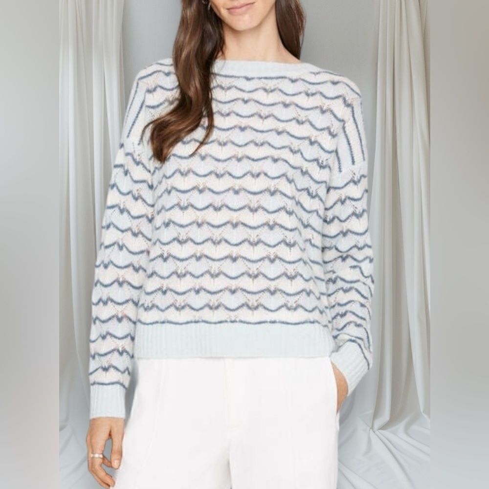 CLUB MONACO Women’s Pointelle Boatneck Sweater in the Size XL in Blue Multi